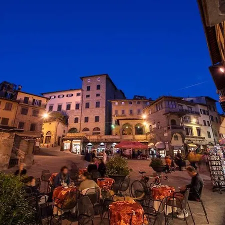 Torreone Sleeps 4 With Pool Air Con And Wifi 别墅 *