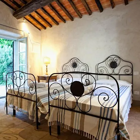 Torreone Sleeps 4 With Pool Air Con And Wifi 别墅 *